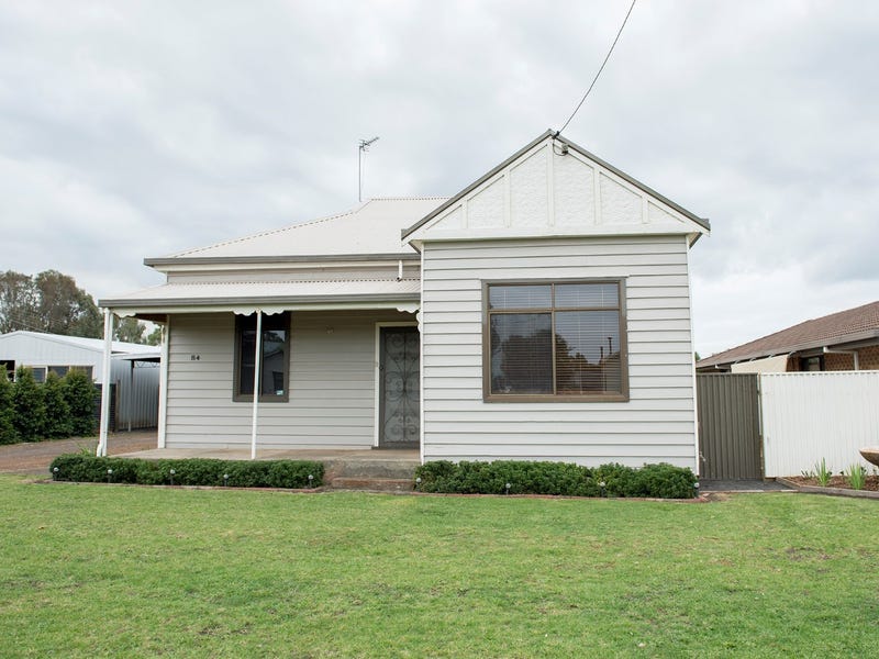 84 Scott Street, Heywood, VIC 3304 - realestate.com.au