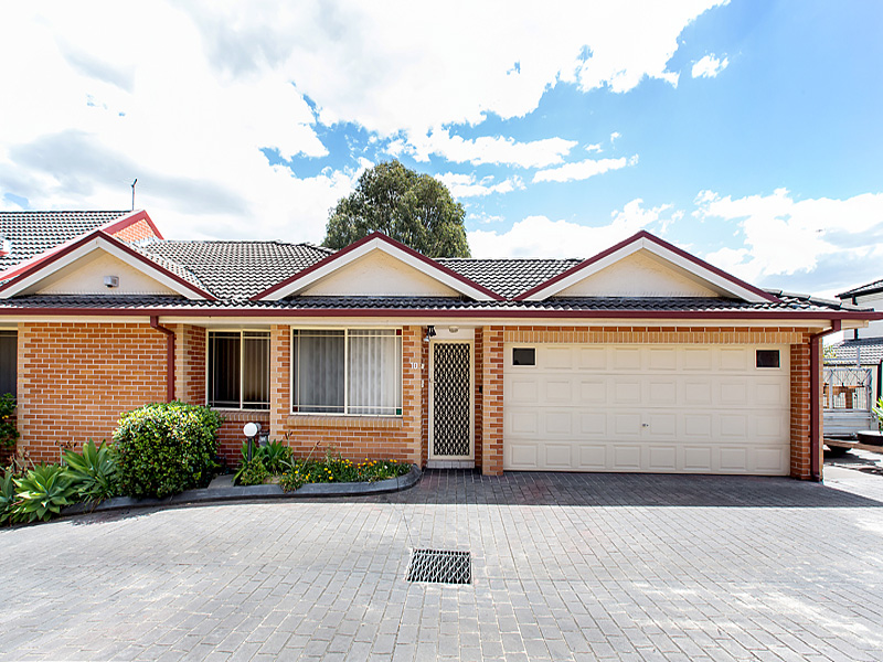 10/125 Rex Road, Hall, NSW 2198