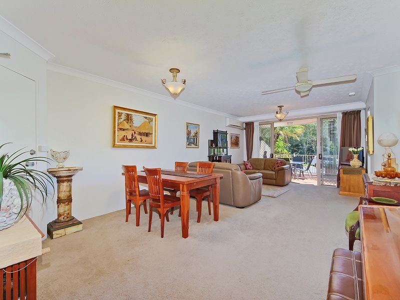 17/15 Santa Monica Road, Miami, QLD 4220