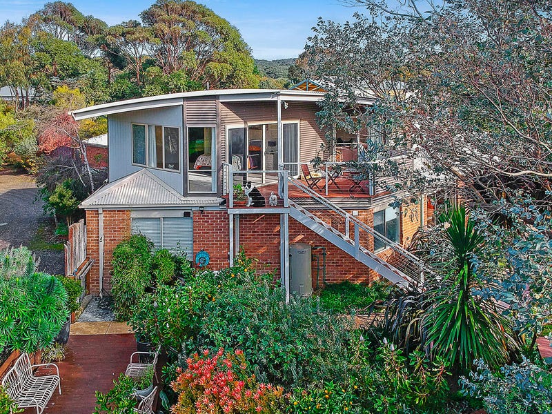 8 Ocean Park Drive, Marengo, Vic 3233 Property Details