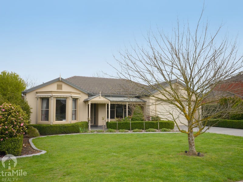 3 Robertson Drive, Alfredton, VIC 3350