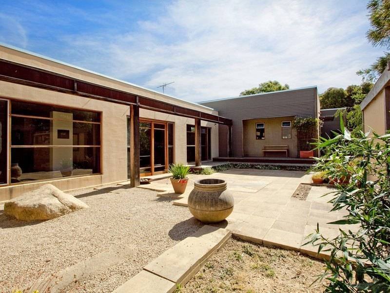 1 Bruce Street, Balnarring, Vic 3926 Property Details