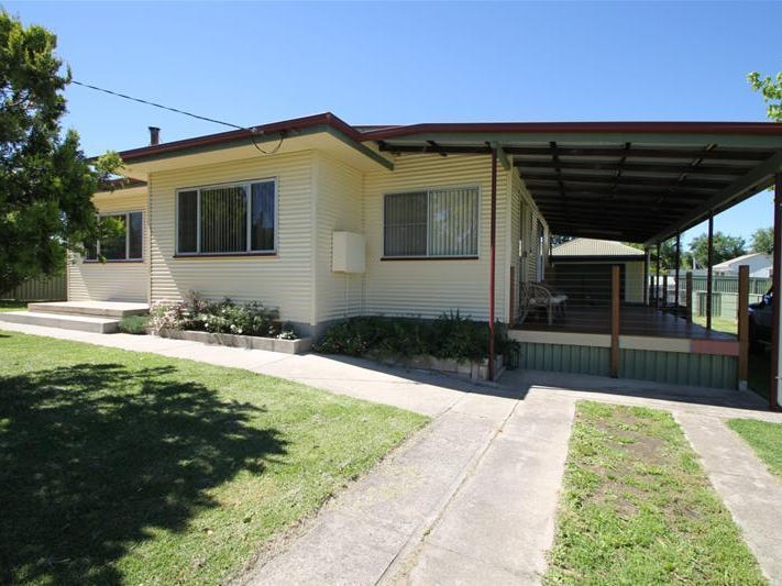 3 Clive Street, Tenterfield, NSW 2372 Property Details