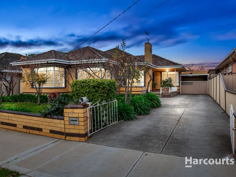 4 Marcellin Court, Deer Park, VIC 3023