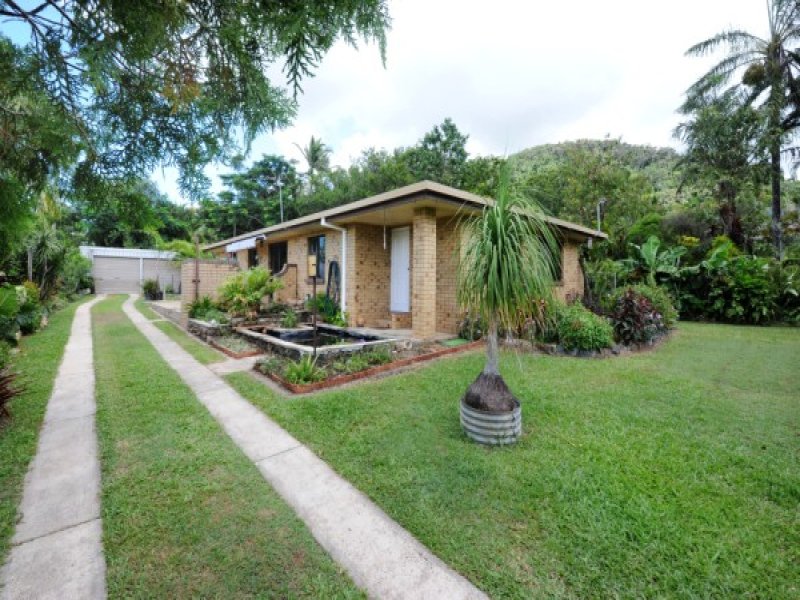 12 Roslyn Road, Mount Julian, QLD 4800