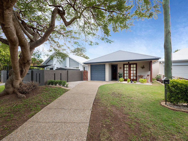 34 Thomas Street, Birkdale, Qld 4159 Property Details