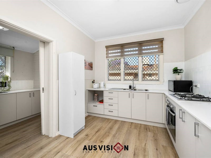 65 Meyrick Way, Langford, WA 6147 House for Rent