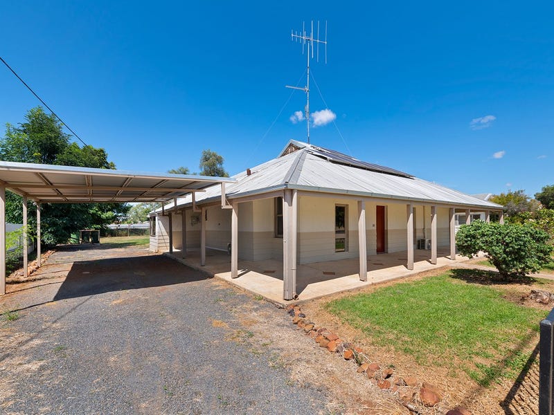 22 Parkes Street, Trundle, NSW 2875