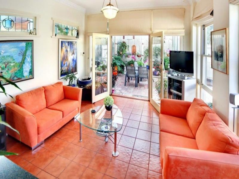 10 Blanche Street, Elsternwick, Vic 3185 Property Details