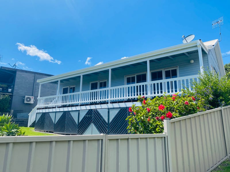 10 Lloyd Street, South Pambula, NSW 2549