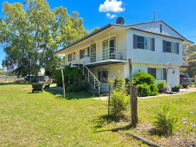 3032 Pine St, Curlewis, NSW 2381 House for Sale