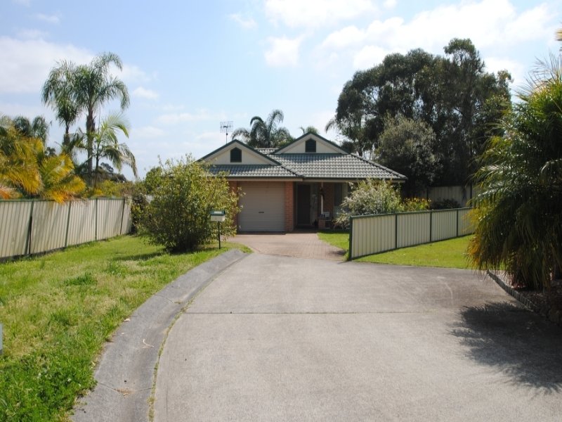 4 Corey Place, Lake Haven, NSW 2263