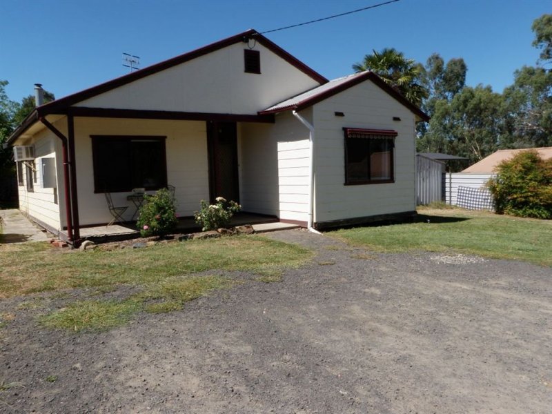 74 Cooper Street, Alexandra, Vic 3714 Property Details