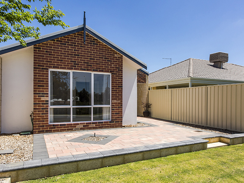 4 Henty Grove, Helena Valley, WA 6056