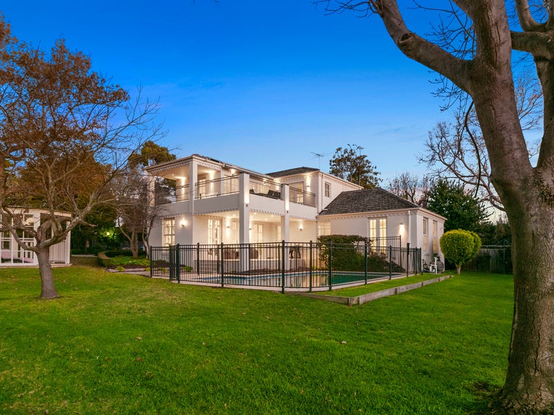 101 Old Mornington Road, Mount Eliza, VIC 3930