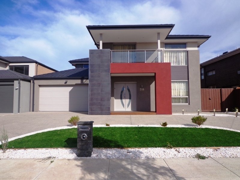 218 Saltwater Promenade, Point Cook, VIC 3030