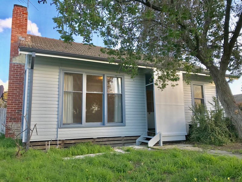 19 Street, Midland, WA 6056