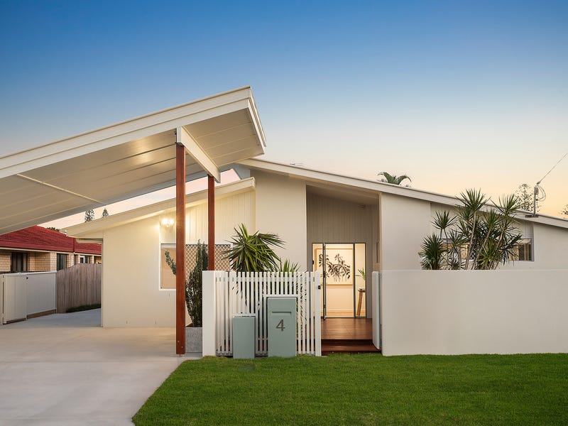 4 Michael Street, Golden Beach, QLD 4551