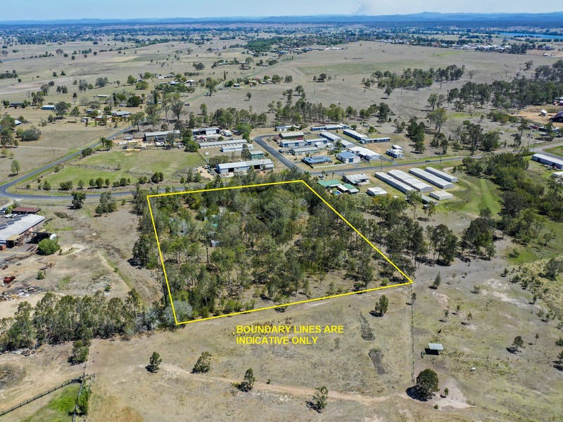 14 Clark Road, Trenayr, NSW 2460