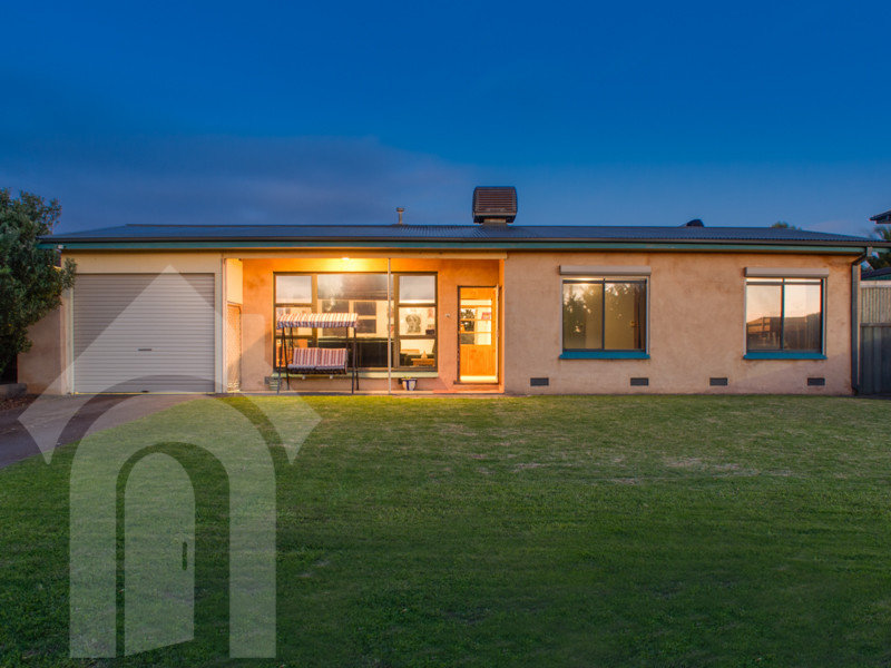 24 Fletcher Drive, Christies Beach, SA 5165