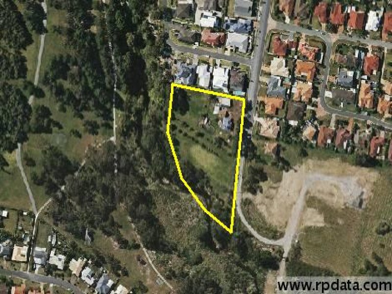 127 Kavanagh Rd, Wishart, Qld 4122 Property Details