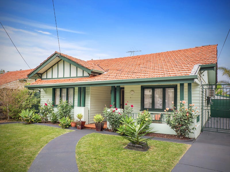 3 Hall Street, Fairfield, Vic 3078 Property Details