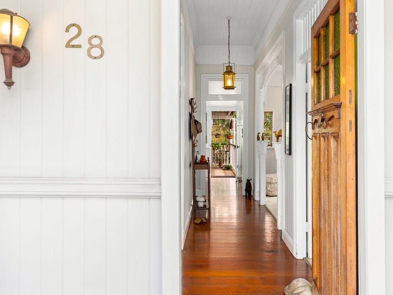 28 Apollo Road, Bulimba, Qld 4171 Property Details