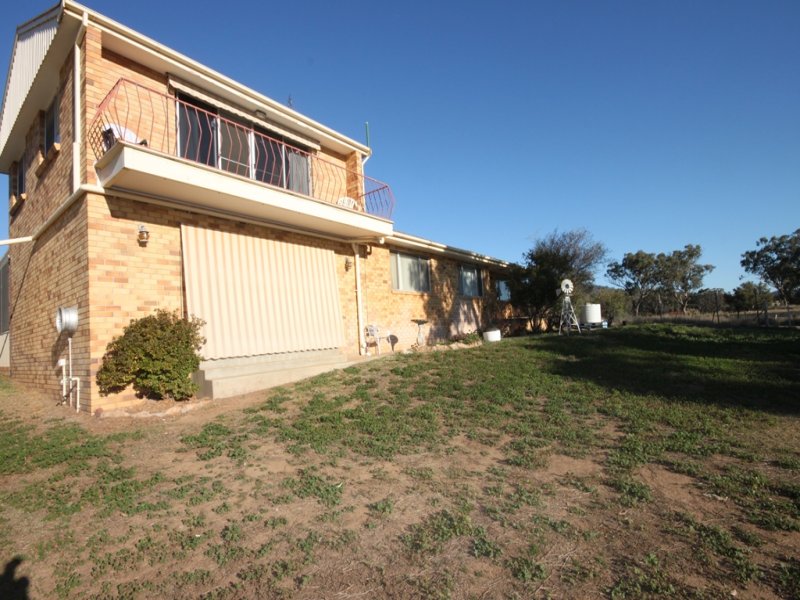 242 Ormans Lane, Kootingal, NSW 2352 Property Details