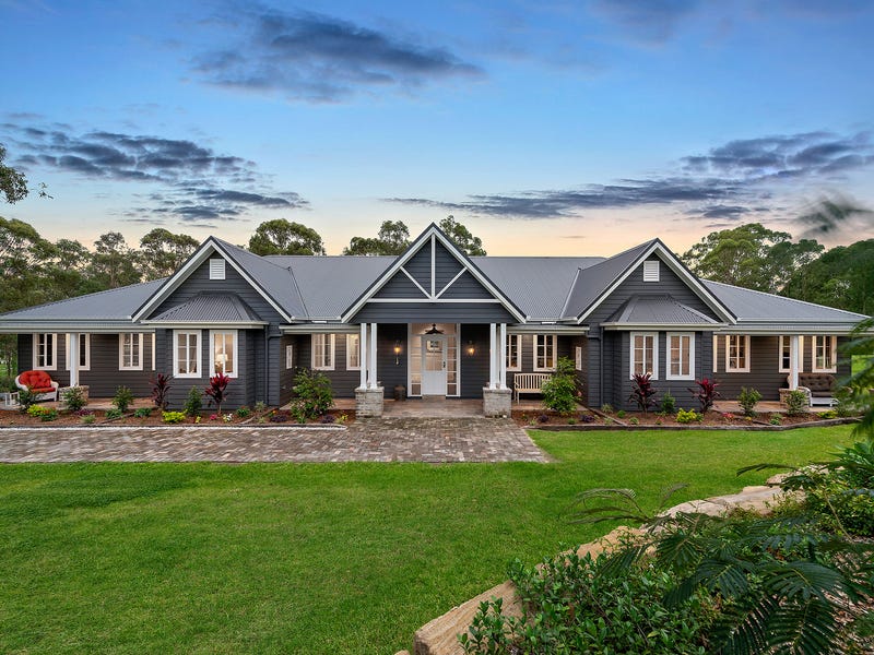 13 Wirrinya Place, Grasmere, NSW 2570 Property Details