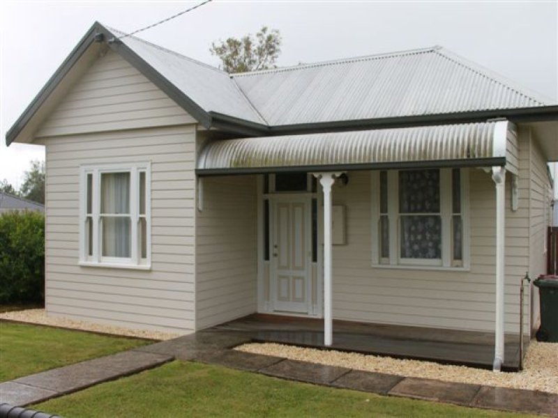 27 Fyfe Street, Hamilton, VIC 3300