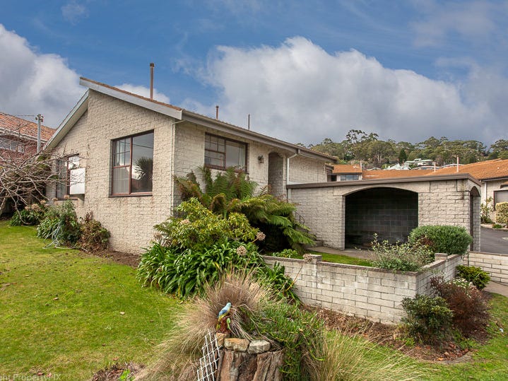 Unit 1/148 East Derwent Highway, Lindisfarne, Tas 7015 Property Details