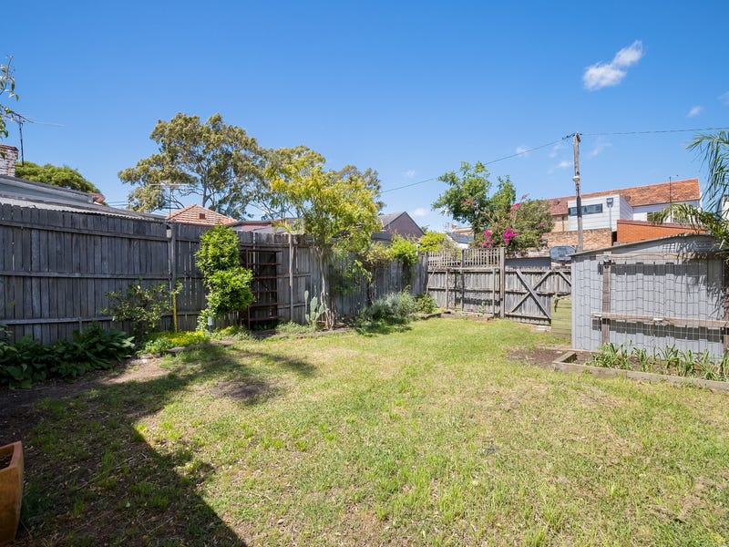 70 Grove Street, St Peters, NSW 2044