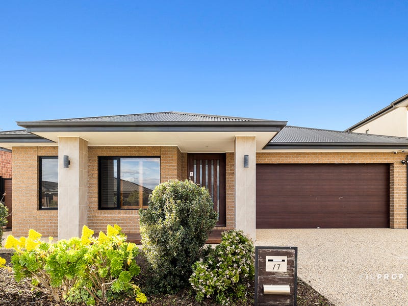 17 Brittle Street, Manor Lakes, VIC 3024