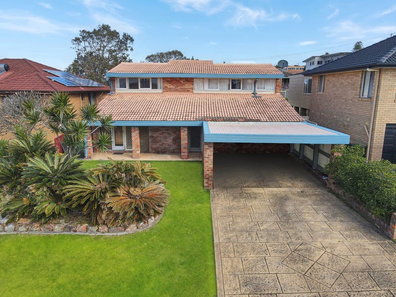 16 Park Avenue, Caves Beach, NSW 2281