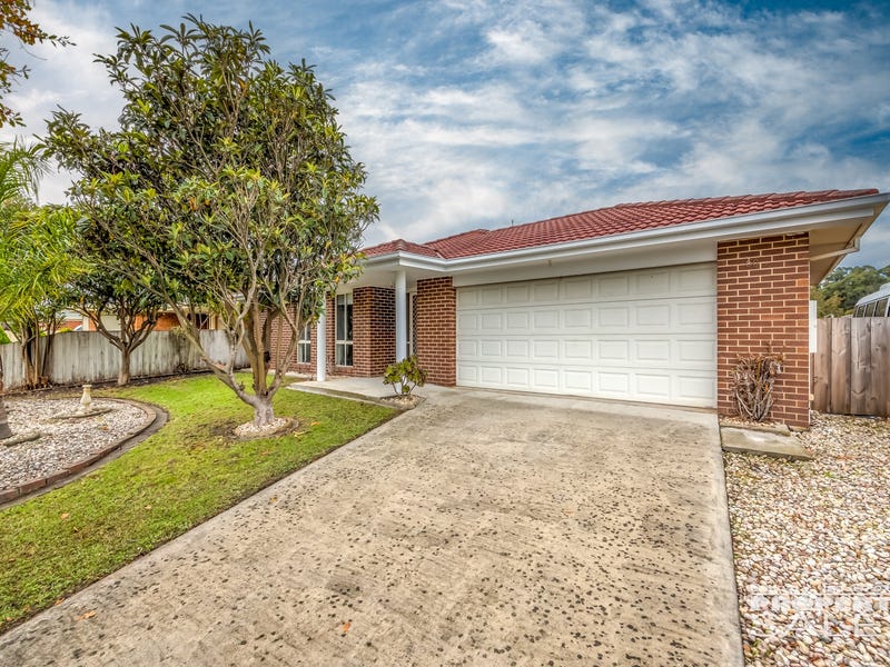 60 Dinwoodie Drive, Newborough, Vic 3825 House for Sale realestate