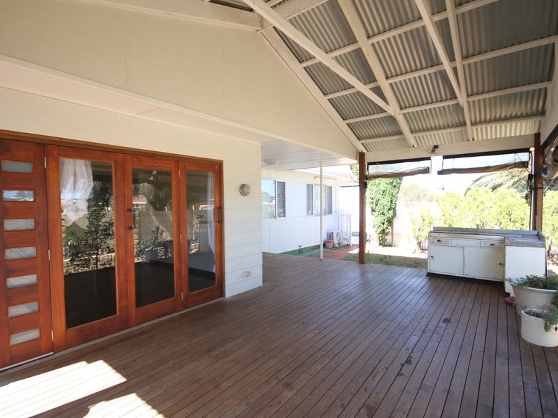 30 Charles Street, Bluff Point, WA 6530