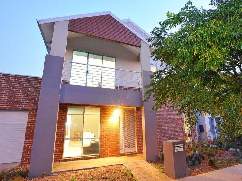 2/81 Mitchell Street, Maidstone, Vic 3012 Property Details