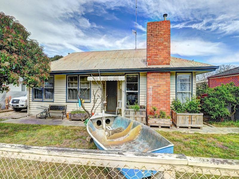 719 Latrobe Street, Redan, Vic 3350 Property Details