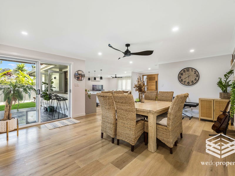 Real Estate & Property for Sale in Mooloolaba, QLD 4557 (+1 location