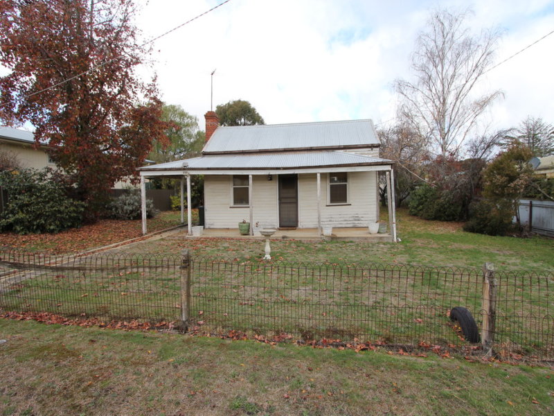 11 Stuart Street, Beaufort, Vic 3373 Property Details