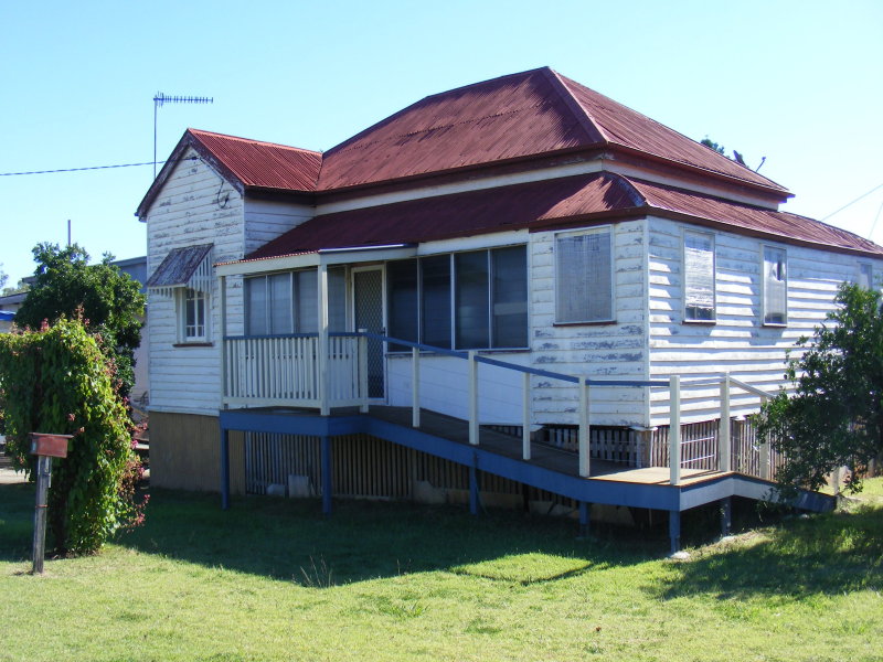 21 Gore Street Murgon Qld 4605 Realestate Com Au