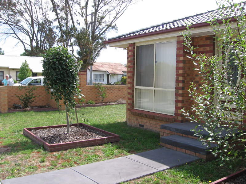 1/7 Sybella Avenue, Koo Wee Rup, VIC 3981