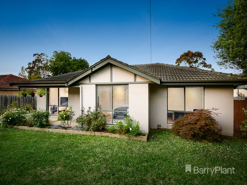 61 Cardigan Road, Mooroolbark, Vic 3138 Property Details