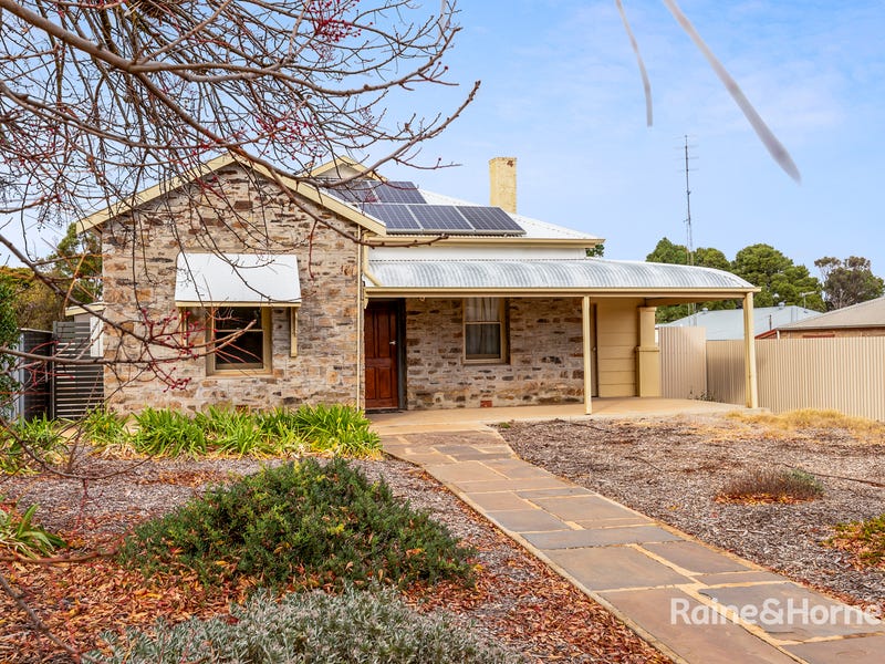 24 Kingston Street, Burra, SA 5417 House for Sale