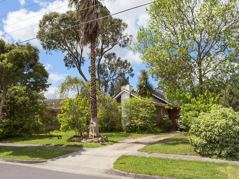 40 Longfellow Avenue, Mooroolbark, Vic 3138 Property Details