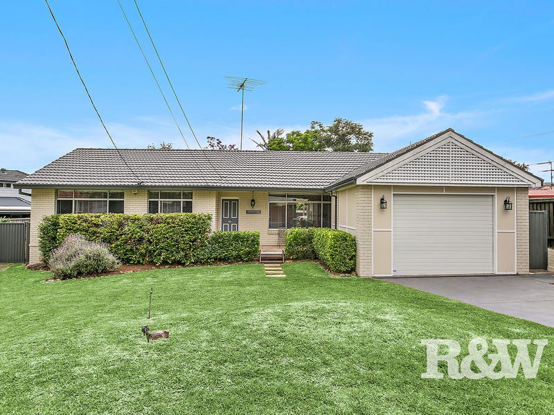 4 Byron Street, Peakhurst Heights, NSW 2210