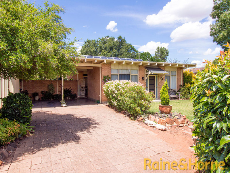 20 Hazelwood Drive, Dubbo, NSW 2830