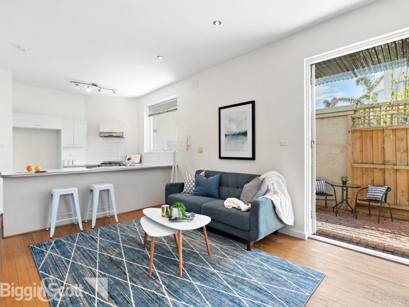Apartments Units For In St Kilda Vic 3182 Realestate Com Au 2 39 Marine Parade St Kilda Vic 3182