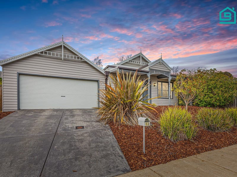 13 Shae Crescent, Drouin, Vic 3818 House for Sale