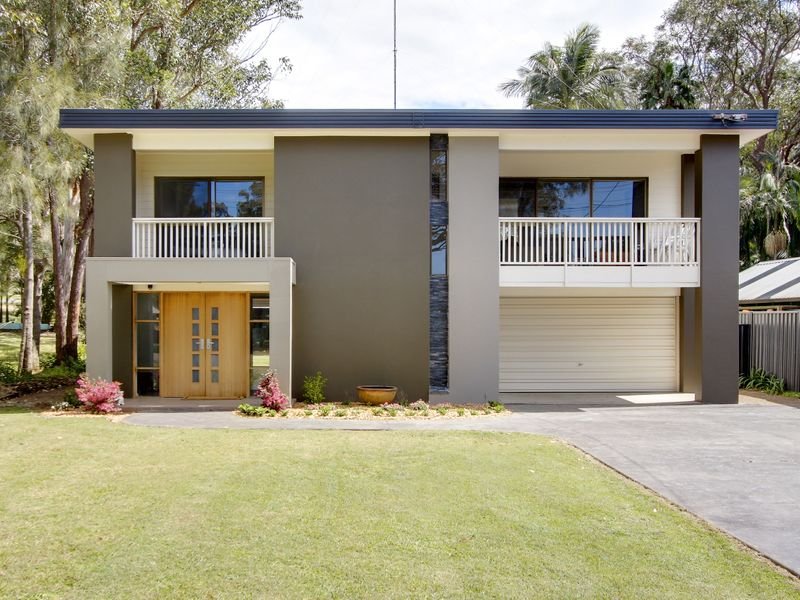 8 Waterside Avenue, Sunshine, NSW 2264 Property Details